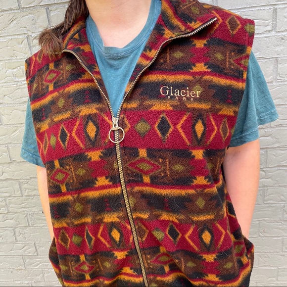 Glacier Park Patterned Vest - Picture 3 of 3